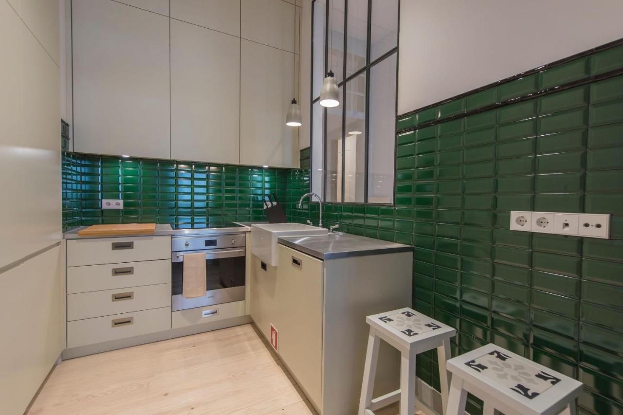 Lovelystay - Charming 3 Bedroom Wonder Downtown 리스본 외부 사진