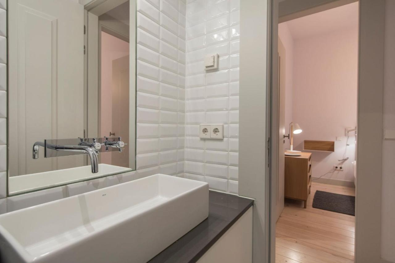 Lovelystay - Charming 3 Bedroom Wonder Downtown 리스본 외부 사진